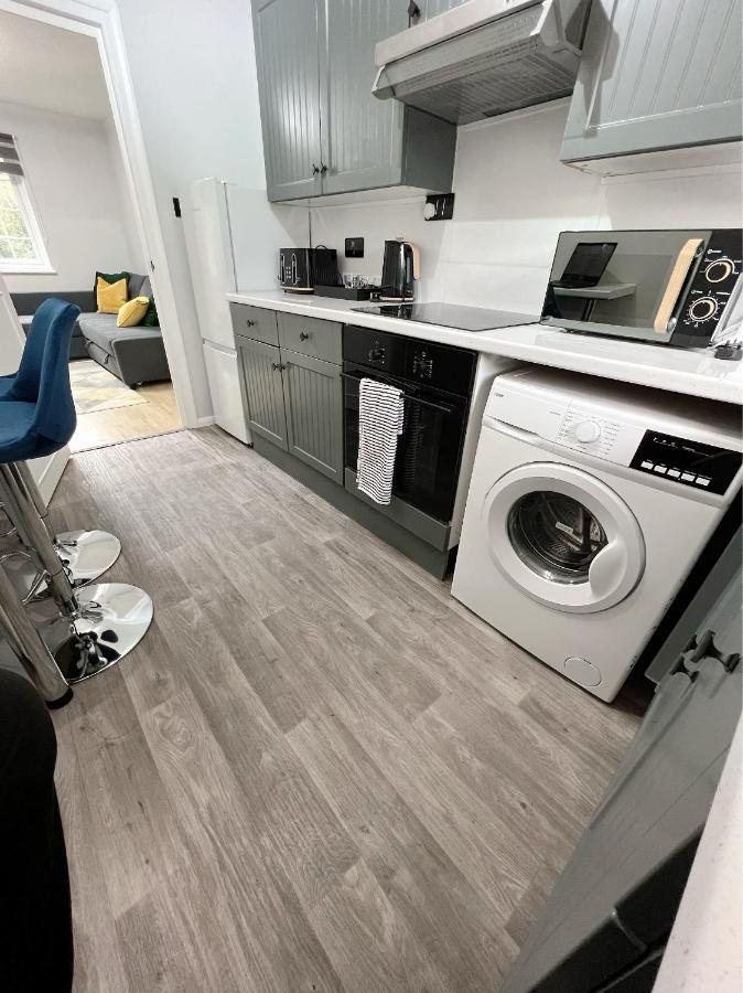 Stunning Apartment In Beckton With Private Entrance Londyn Zewnętrze zdjęcie