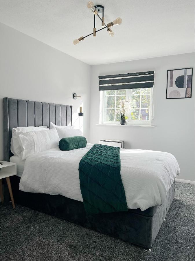 Stunning Apartment In Beckton With Private Entrance Londyn Zewnętrze zdjęcie